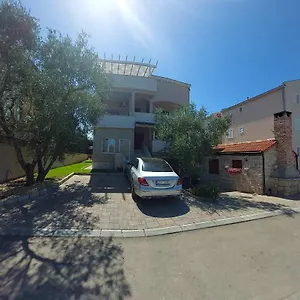 Apartman Stipe, Biograd Na Moru